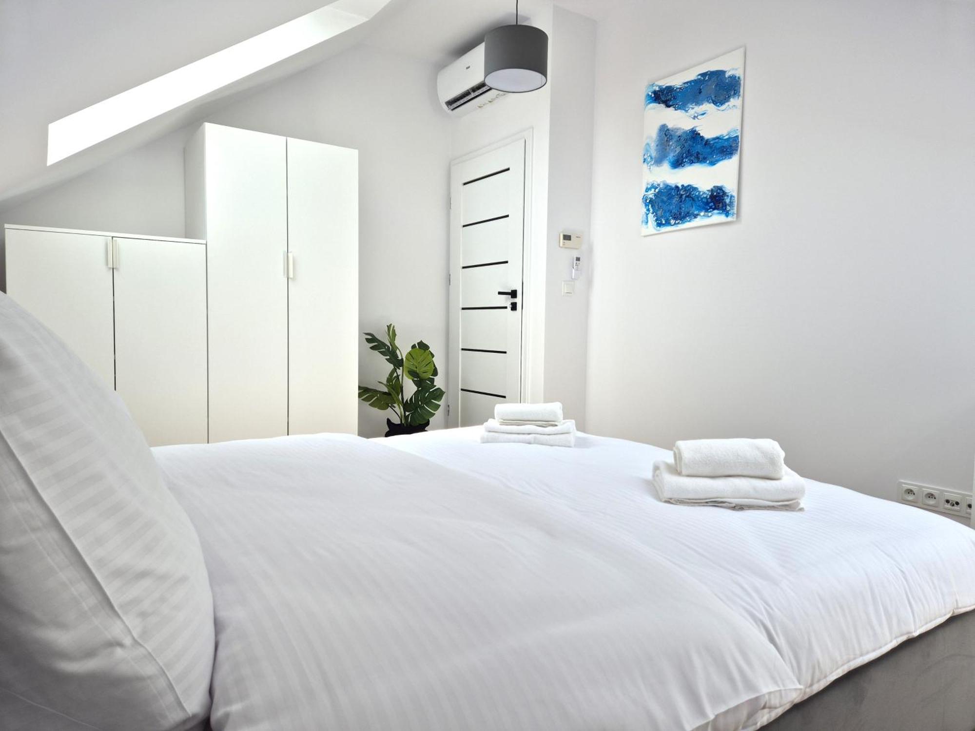 Willa Raclawicka Apartments Poznan Ngoại thất bức ảnh